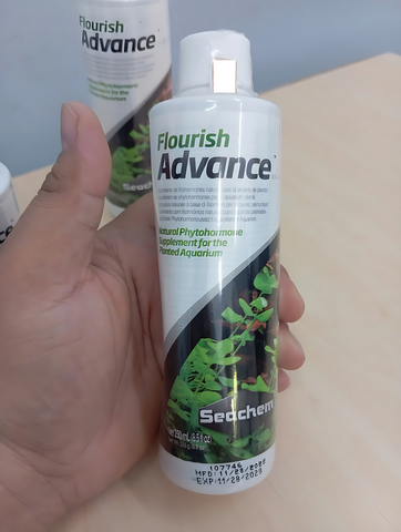 Phân nước thủy sinh Seachem Flourish Advance 100ml/250ml - Phụ gia phát triển cây thủy sinh, kích thích rễ và tăng trưởng nhanh chóng