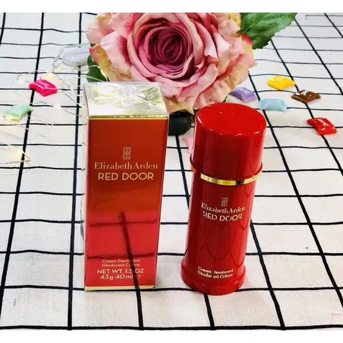 Lăn Khử Mùi Elizabeth Arden Red Door 40ml (Đỏ) - Khử Mùi Suốt 24 Giờ, Hương Hoa Tươi Mát, Phù Hợp Mọi Loại Da