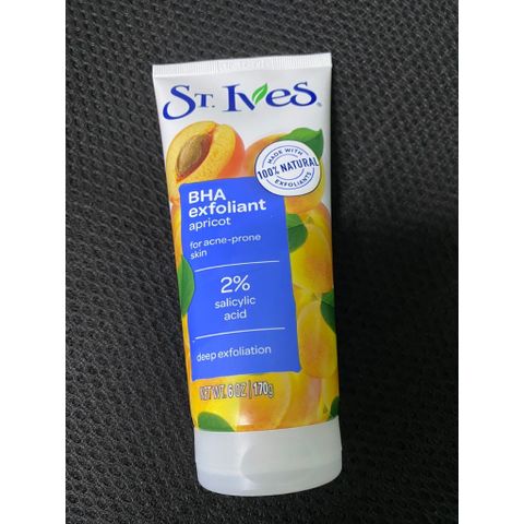 Sữa Rửa Mặt StIves Tẩy Tế Bào Chết 170g - Làm Sạch Da Mịn Màng, Nguyên Liệu Tự Nhiên, Giúp Da Rạng Rỡ, Thích Hợp Mọi Loại Da