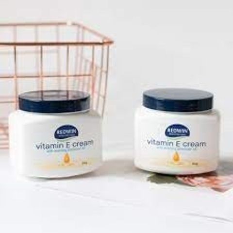 Sữa Dưỡng Thể Trắng Da Redwin Vitamin E - Giúp Da Mềm Mại, Sáng Màu, Bảo Vệ Tia UV Và Ô Nhiễm, Duy Trì Độ Ẩm Tự Nhiên
