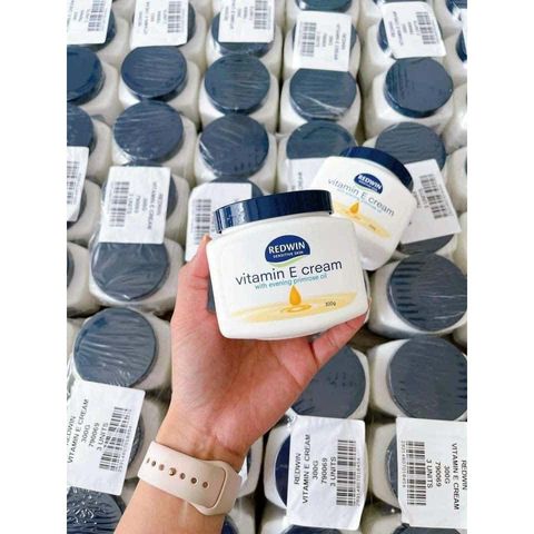 Sữa Dưỡng Thể Trắng Da Redwin Vitamin E - Giúp Da Mềm Mại, Sáng Màu, Bảo Vệ Tia UV Và Ô Nhiễm, Duy Trì Độ Ẩm Tự Nhiên