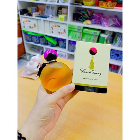 Nước Hoa Nữ Far Away 50ml Rất Thơm Quyến Rũ
