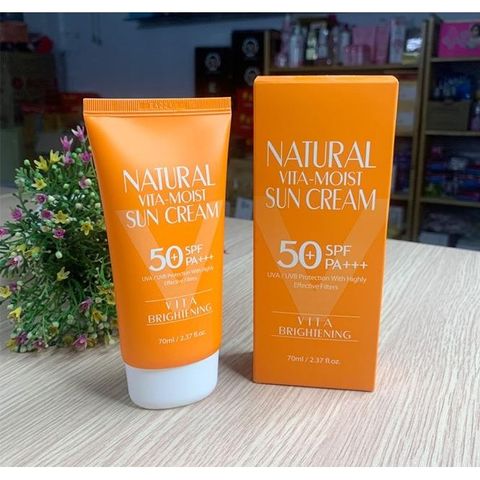 Kem Chống Nắng 3W Clinic Natural Vita - Moist Sun Cream SPF50 - Dưỡng ẩm, Chống nắng, Không gây nhờn, Phù hợp da nhạy cảm