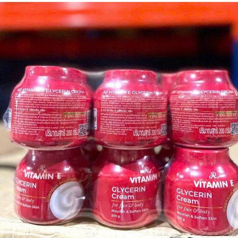 Kem Dưỡng Ẩm Vitamin E Đỏ Aron Glycerin 200g Thái Lan - Giải Pháp Tối Ưu Cho Da Khô, Rạng Rỡ và Tươi Trẻ