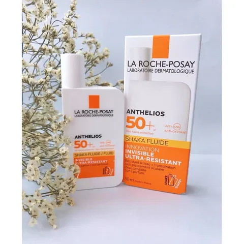 Kem chống nắng La Roche Posay Shaka Fluid SPF 50+ 50ml