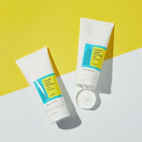 Gel Rửa Mặt Tràm Trà, 0.5% Bha Cosrx Low Ph Good Morning - 150ml