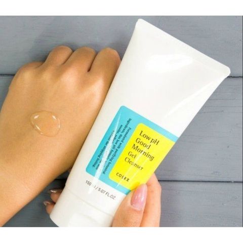 Gel Rửa Mặt Tràm Trà, 0.5% Bha Cosrx Low Ph Good Morning - 150ml