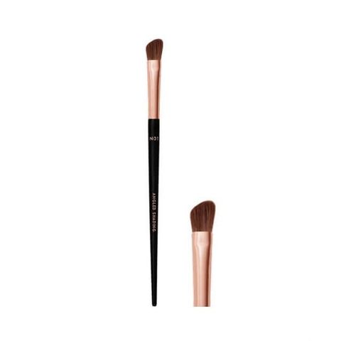 Cọ Đánh Sống Mũi N01 Angled Shading - Cọ Trang Điểm Độc Đáo Tạo Nên Đường Nét Sắc Sảo, Đa Năng Cho Mọi Phong Cách Trang Điểm
