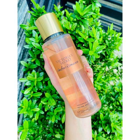 Xịt Thơm Cơ Thể Victoria's Secret Amber Romance - Hương Thơm Quyến Rũ, Lưu Giữ Lâu Dài, Sản Phẩm Từ Mỹ