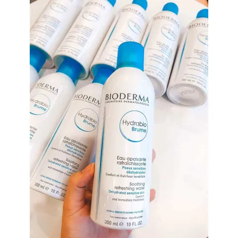 Xịt khoáng da nhạy cảm Bioderma Soothing Refreshing Water – 300ml
