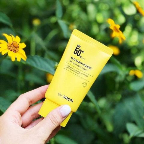 Kem Chống Nắng The Saem Eco Earth Light Sun Cream SPF50+/PA++++ - Bảo Vệ Da Tối Ưu, Nhẹ Nhàng, Không Nhờn Rít, Dành Cho Mọi Loại Da