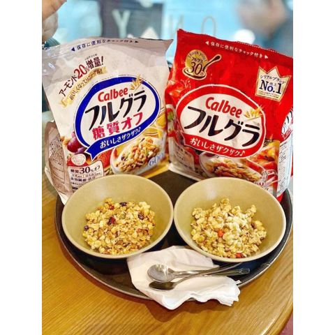 Ngũ cốc Calbee Nhật Ăn Kiêng Giảm Cân Mix Sữa Chua Trái Cây Granola 