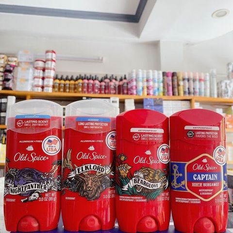 Lăn Khử Mùi Old Spice Dạng Sáp 73G-85G - Khử Mùi Hiệu Quả, Hương Thơm Tự Tin, Dành Cho Nam Giới