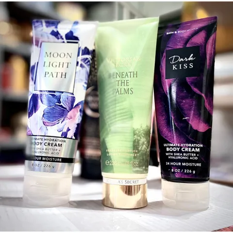 Kem Dưỡng Thể Bath & Body Works - Kem Dưỡng Ẩm Da Mềm Mại, Hương Thơm Quyến Rũ, Phù Hợp Mọi Loại Da