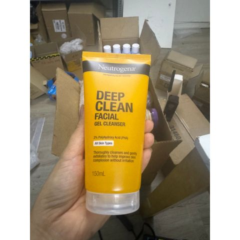 Sữa Rửa Mặt Neutrogena Làm Sạch Sâu Deep Clean Facial 150ml