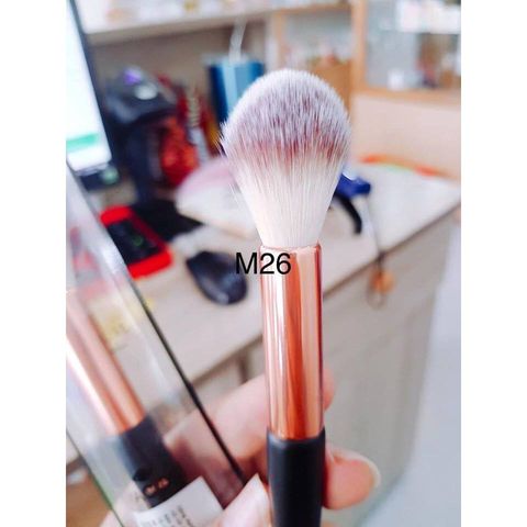 Cọ Highlight Vacosi Tapered Highlighter Brush - M26 - Cọ Trang Điểm Cao Cấp Cho Đường Nét Sắc Nét và Tự Nhiên