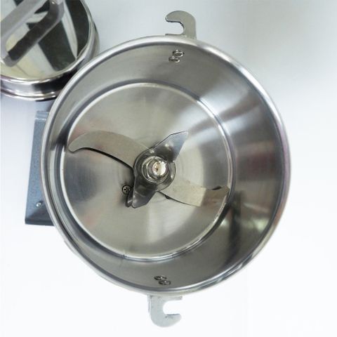 Máy Xay Bột Khô Đa Năng Seka SKM90 Xay 800g Xoay 90 Độ, Xay Mọi Thực Phẩm  ( Tặng Bộ Dao Xay Dự Phòng ) - Hàng chính hãng