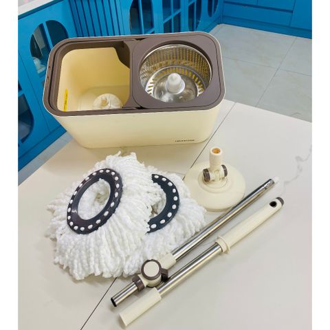 Bộ Lau Nhà Xoay Tay LocknLock ETM478 - Dụng Cụ Vệ Sinh Cao Cấp, Bông Lau Microfiber, Thiết Kế Tiện Dụng 2 Bông Lau