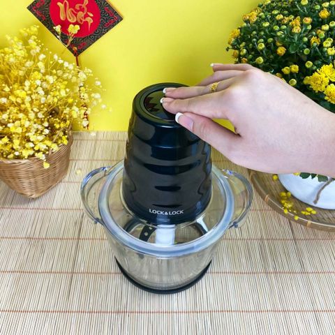 Máy Xay Thịt LocknLock EJM156BLK - Cối Thủy Tinh 1L, 400W, Dễ Vệ Sinh - Thiết Kế Sang Trọng, Bảo Hành 2 Năm