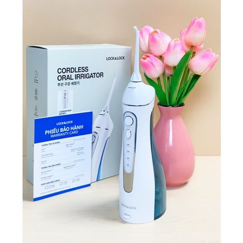 Máy Tăm Nước Không Dây LocknLock ENR156BLU - Tạo Sóng Nước 4 Chế Độ, Dung Tích 200ml - Bảo Hành 2 Năm, Sạc USB Tiện Lợi
