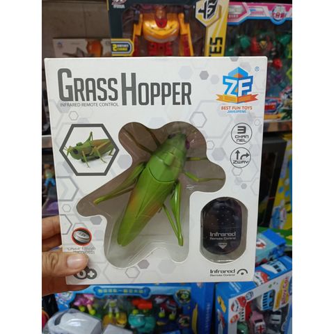 Đồ chơi con cào cào, châu chấu điều khiển từ xa chạy bằng pin có đèn sáng 7705 Grass Hopper Infrared Remote control