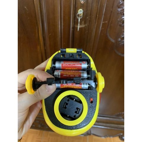 Đồ chơi con gà đẻ trứng chạy bằng pin có đèn và nhạc (2282 951) giao ngẫu nhiên