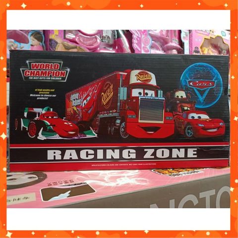 Set Xe Đồ Chơi Mc Queen Racing Zone