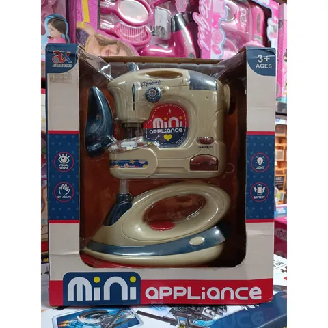 Đồ chơi nhập vai máy khâu, bàn là chạy bằng pin có đèn, shop tặng kèm pin