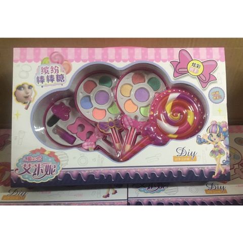 Set Đồ Chơi Trang Điểm Búp Bê Hình Chiếc Kẹo Que (686-2D)