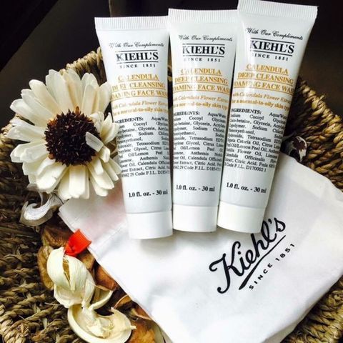 Sữa Rửa Mặt Hoa Cúc KIEHL'S Calendula Deep Cleansing Foaming Face Wash