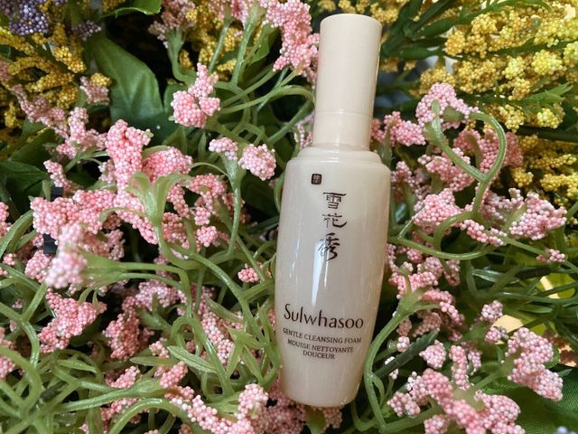 Sữa Rửa Mặt Tạo Bọt Sulwhasoo Gentle Cleansing Foam 15ml - Sản Phẩm Chăm Sóc Da Dịu Nhẹ, Dưỡng Ẩm Tự Nhiên