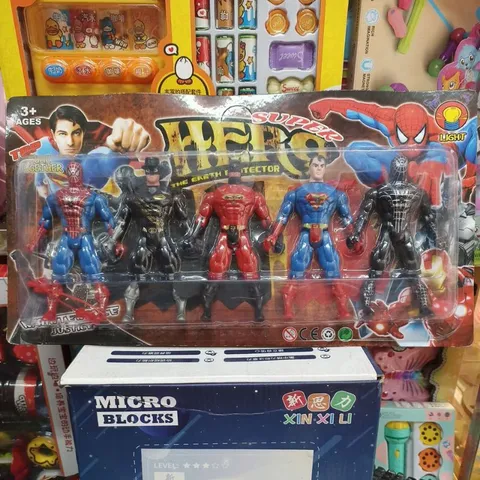 Hộp Đồ Chơi Mô Hình 5 Nhân Vật Siêu Anh Hùng Phát Sáng - Đồ Chơi Trẻ Em Thú Vị, Quà Tặng Fan Siêu Anh Hùng