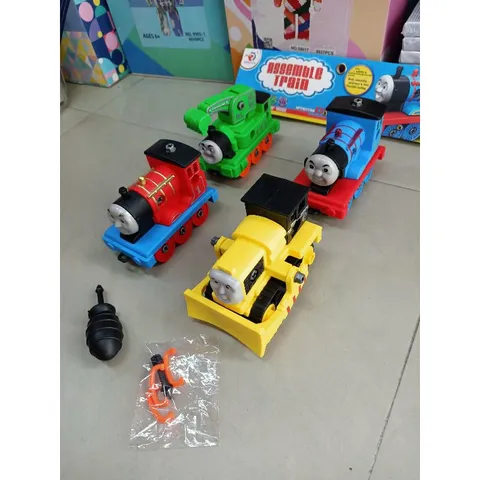 Mô hình 4 chiếc đầu tàu hỏa tháo lắp ASSEMBLE TRAIN chạy bằng bánh đà 589-17D