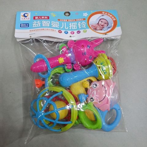 Bộ đồ chơi lắc dành cho trẻ sơ sinh 519 - 8 chi tiết nhiều màu sắc, an toàn và thú vị cho bé yêu phát triển vận động
