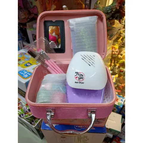 Hộp đồ chơi Trang điểm Makeup Sweet với máy sấy tay phát sáng 768-7 - Đồ chơi trang điểm ngẫu nhiên cho bé gái