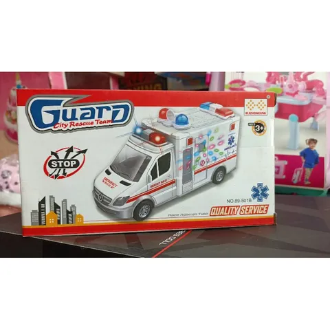 Mô Hình Xe Ô Tô Cứu Thương Điều Khiển Từ Xa - Âm Nhạc và Đèn Sáng 89-501B, Tặng Kèm Pin, Đồ Chơi Trẻ Em Chất Lượng Cao