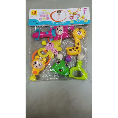 Bộ đồ chơi Lúc lắc 697-2 cho trẻ sơ sinh và trẻ nhỏ - Gồm 6 chi tiết màu sắc ngẫu nhiên, Xe lắc an toàn và thú vị cho bé