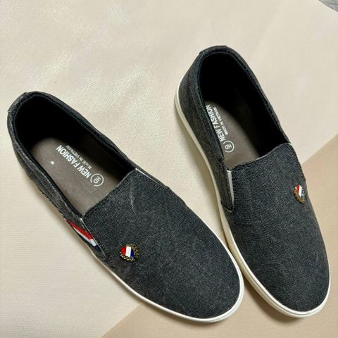Giày Lười Nam Chất Vải Canvas Thoáng Khí - Giày Sục Dễ Phối Đồ Chống Hôi Chân Thoải Mái, Phong Cách Thời Trang Năng Động