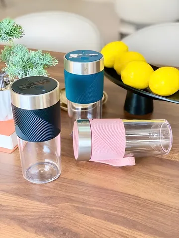 Máy Xay Sinh Tố Cầm Tay WMF Küchenminis Mix On The Go - Tiện Lợi, An Toàn, Thiết Kế Sang Trọng, Dung Tích 300ml, Pin Sạc USB