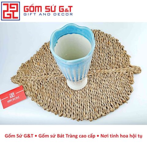 Lọ Hoa Trang Trí Chân Ly Thấp Men Xanh Cát Trắng - Gốm Sứ G&T Phong Thủy Sang Trọng, Tạo Điểm Nhấn Cho Không Gian