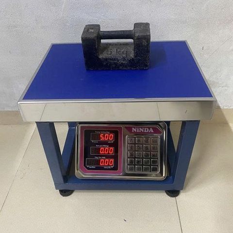 Cân Ghế Điện Tử NiNDA AD6 - Cân Tối Đa 150kg, Màn Hình LED/LCD, Khung Inox Chống Gỉ, Chức Năng Tính Giá & Cộng Dồn