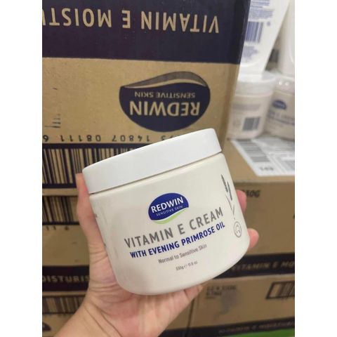 (Mẫu mới) Kem dưỡng ẩm Redwin Vitamin E Cream của Úc