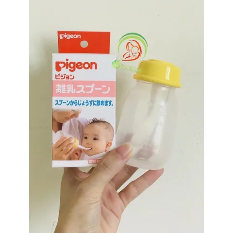 Bình thìa ăn dặm Pigeon 120ml hàng nội địa Nhật