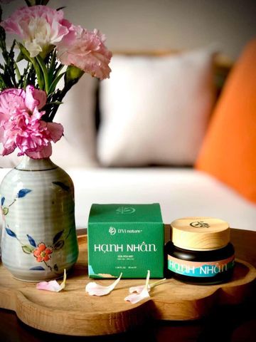 Sữa Rửa Mặt Hạnh Nhân DVi Nature - Làm Sạch Sâu Lỗ Chân Lông, Loại Bỏ Bụi Bẩn và Bã Nhờn, Dành Cho Da Nhờn, Mụn