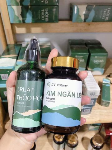 Truật Thảo Hoa D'Vi Nature - Sản Phẩm Chăm Sóc Da Hỗ Trợ Giảm Mụn Lưng & Mụn Ngực Từ Thiên Nhiên, An Toàn Và Hiệu Quả