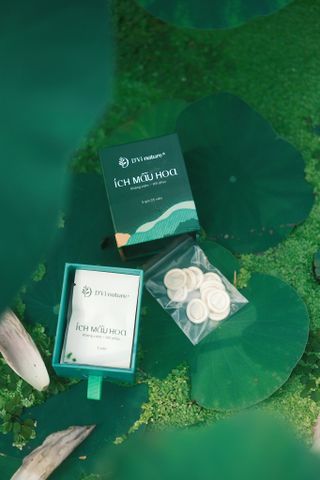 Nước Vệ Sinh Phụ Nữ Ích Mẫu Hoa D'Vi Nature - Duy Trì Độ PH Tự Nhiên, Kháng Viêm, An Toàn Cho Da Nhạy Cảm