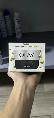 Kem Olay Whitening Body Gream 250ml