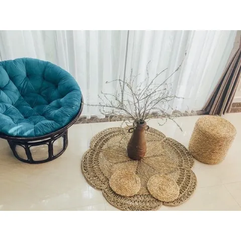 Thảm hoa cói decor phòng vintage