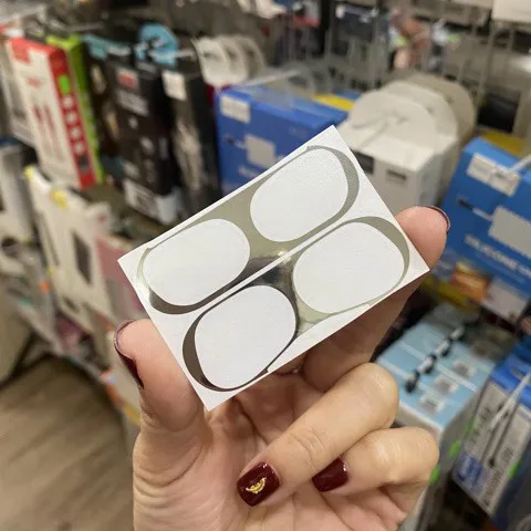 Miếng Dán Kim Loại Chống Bám Bẩn Cho AirPods Pro - Bảo Vệ Chống Bụi Trày Xước, Bộ 2 Miếng Dán Kim Loại Cao Cấp