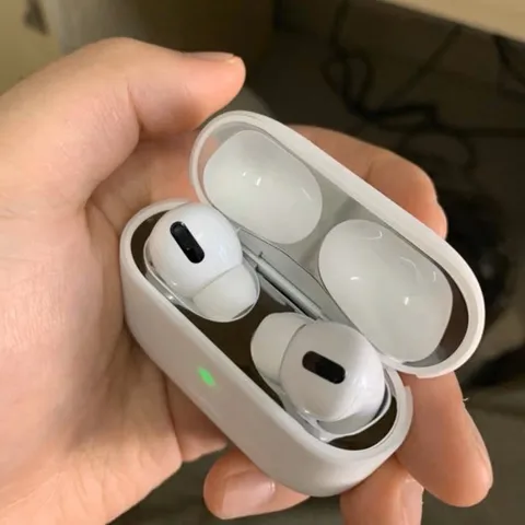 Miếng Dán Kim Loại Chống Bám Bẩn Bảo Vệ AirPods Pro - Phụ Kiện Giữ Sạch AirPods 1 2 Chống Bụi, Trầy Xước, Dễ Dàng Thay Thế
